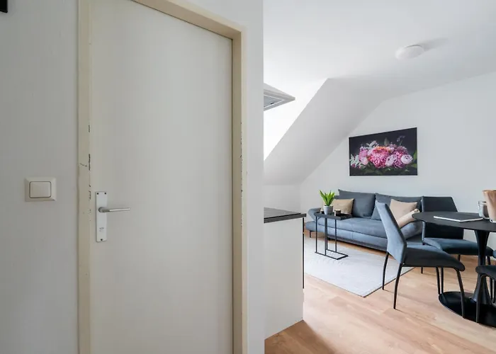 Farawayhomes #4 * Graz