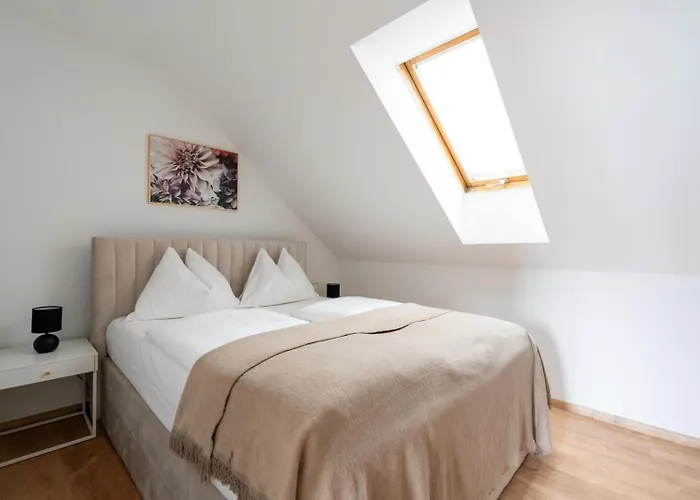 Farawayhomes #4 Apartment